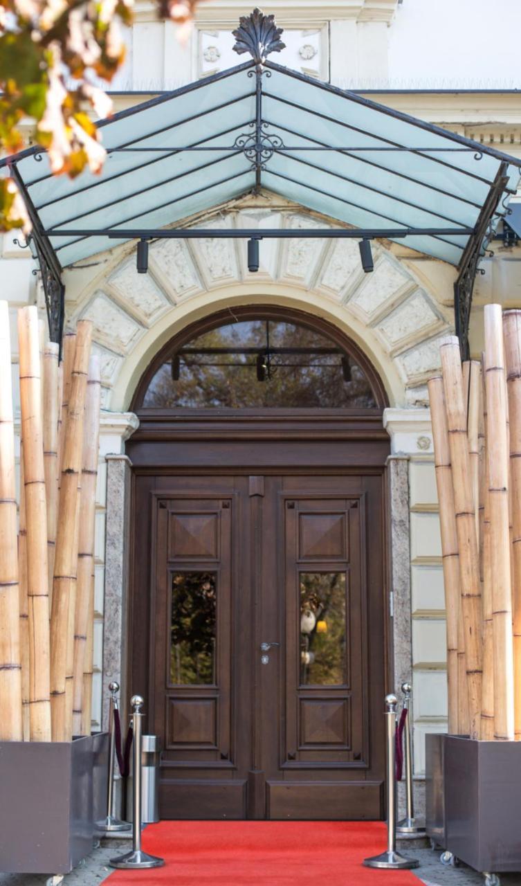 Hotel Grand Hedonist Pančevo Exterior foto